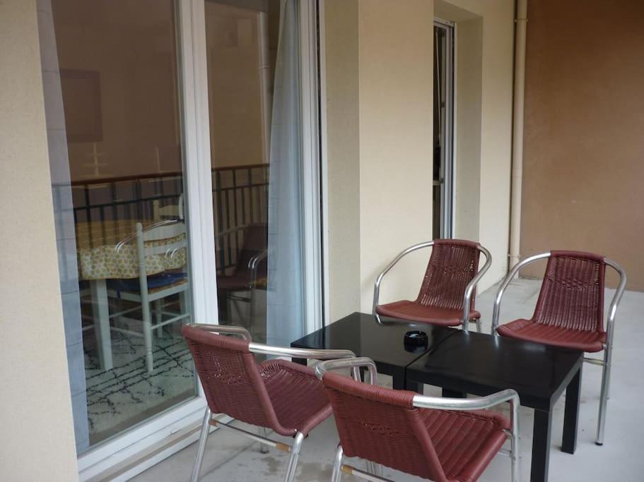 Apartment T3 De 70 M2 Idealement Situe Avec Garage